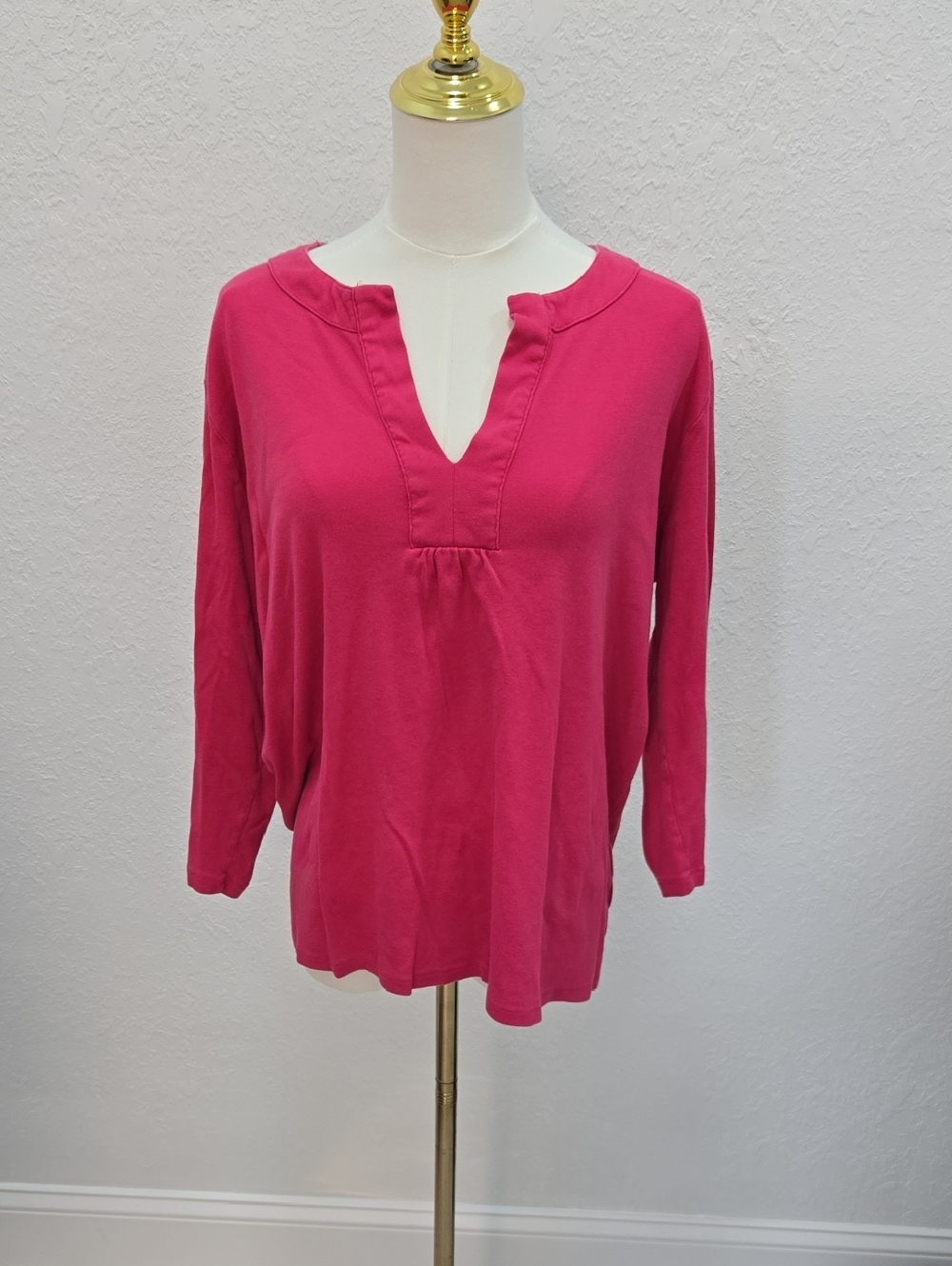 Jones New York Hot Pink Notch-Neck Long Sleeve Top